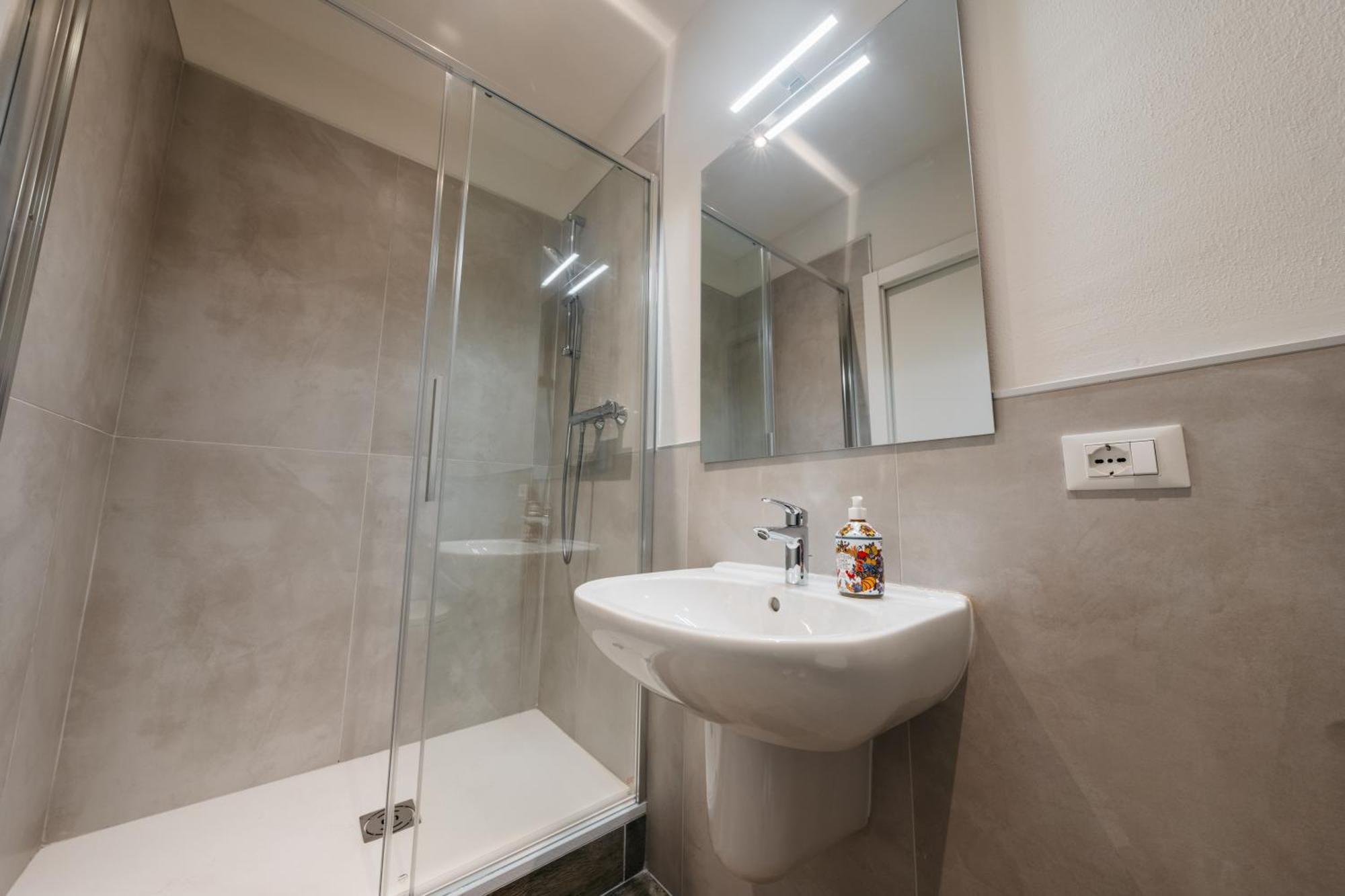 Porta Nuova Suites ヴェローナ エクステリア 写真